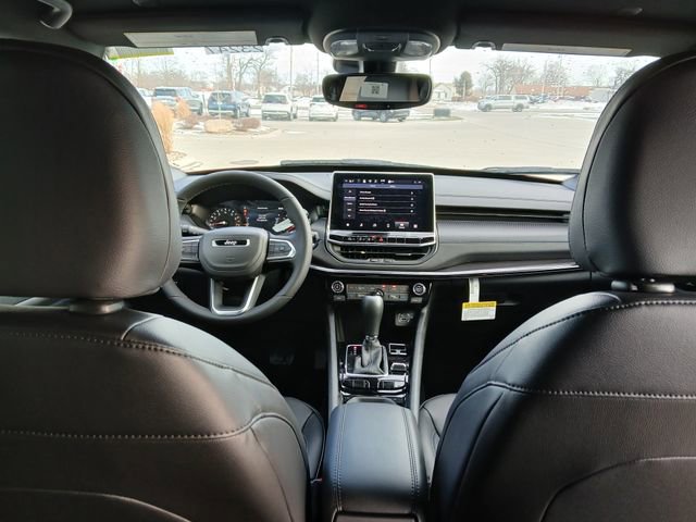 New 2026 Jeep Compass Latitude AWD/4WD image 22