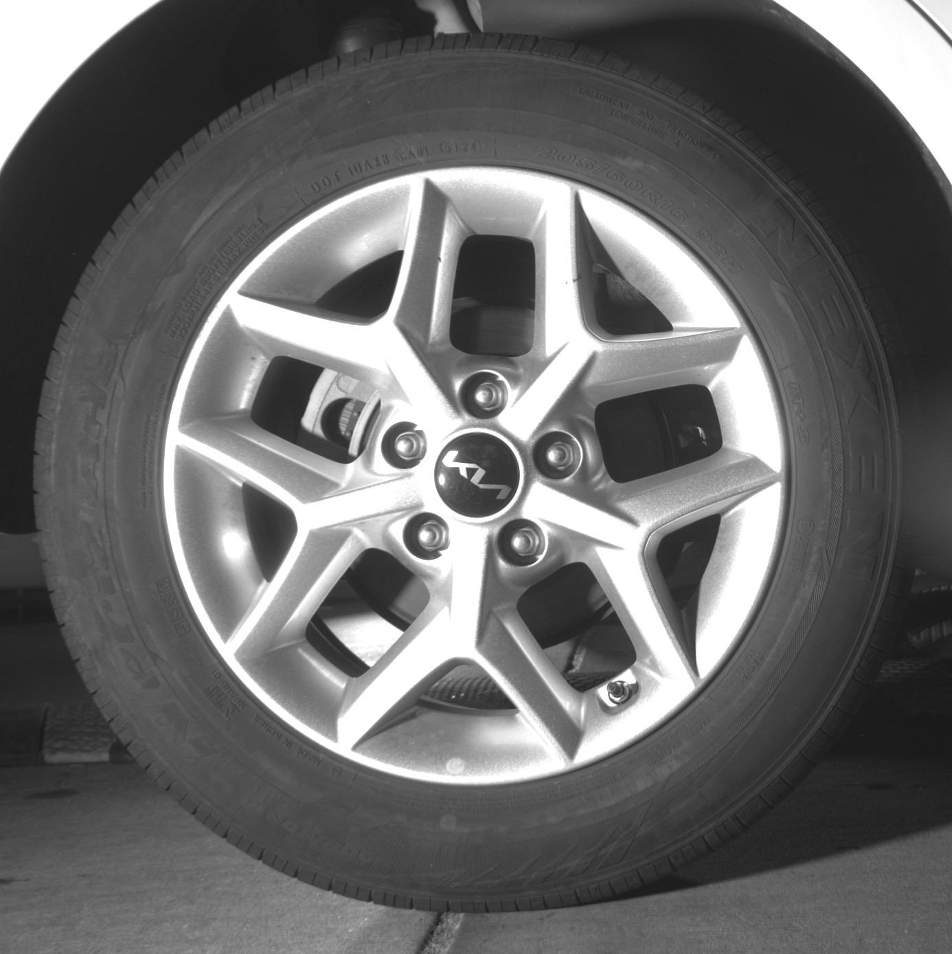 Used 2025 Kia Soul LX w/ LX Technology Package FWD image 15