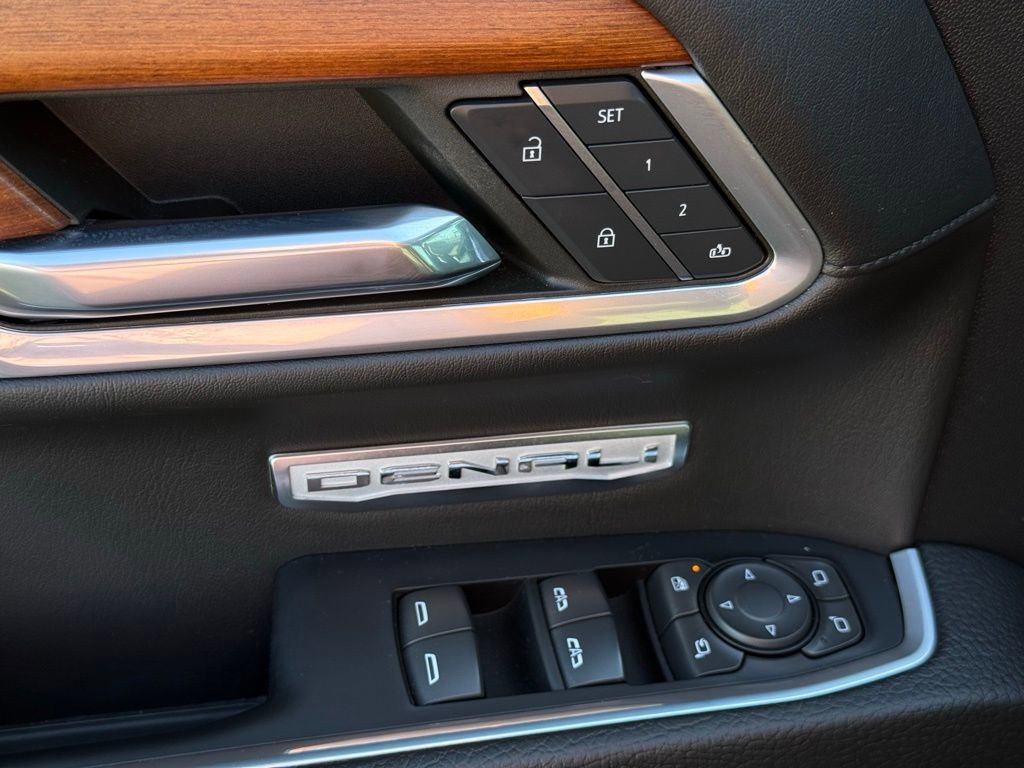 Used 2022 GMC Sierra 1500 Denali w/ Technology Package image 22