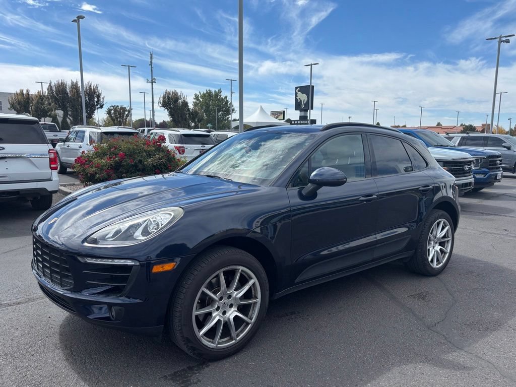 Used 2017 Porsche Macan AWD/4WD image 7