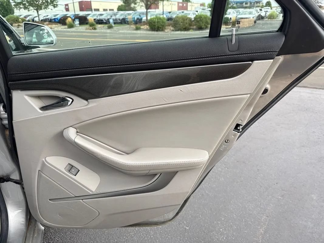 Used 2009 Cadillac CTS 3.6 AWD image 30