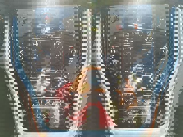 Certified 2025 Subaru Outback Premium image 19