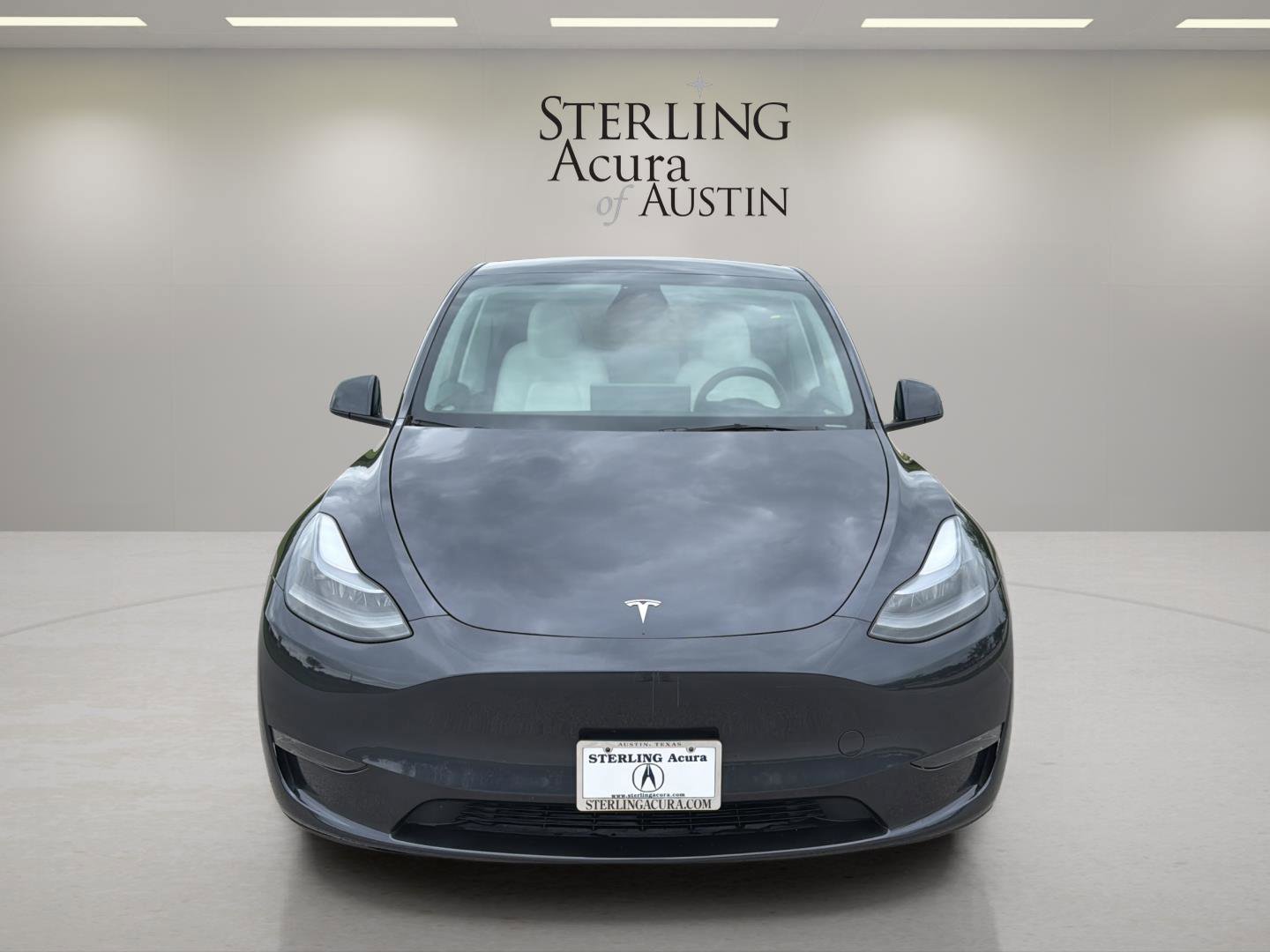 Used 2024 Tesla Model Y Long Range image 3