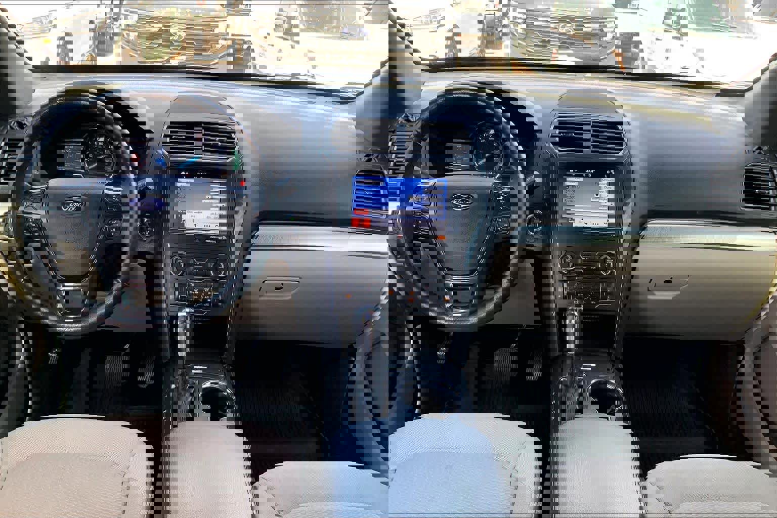 Used 2019 Ford Explorer XLT w/ Equipment Group 201A image 16