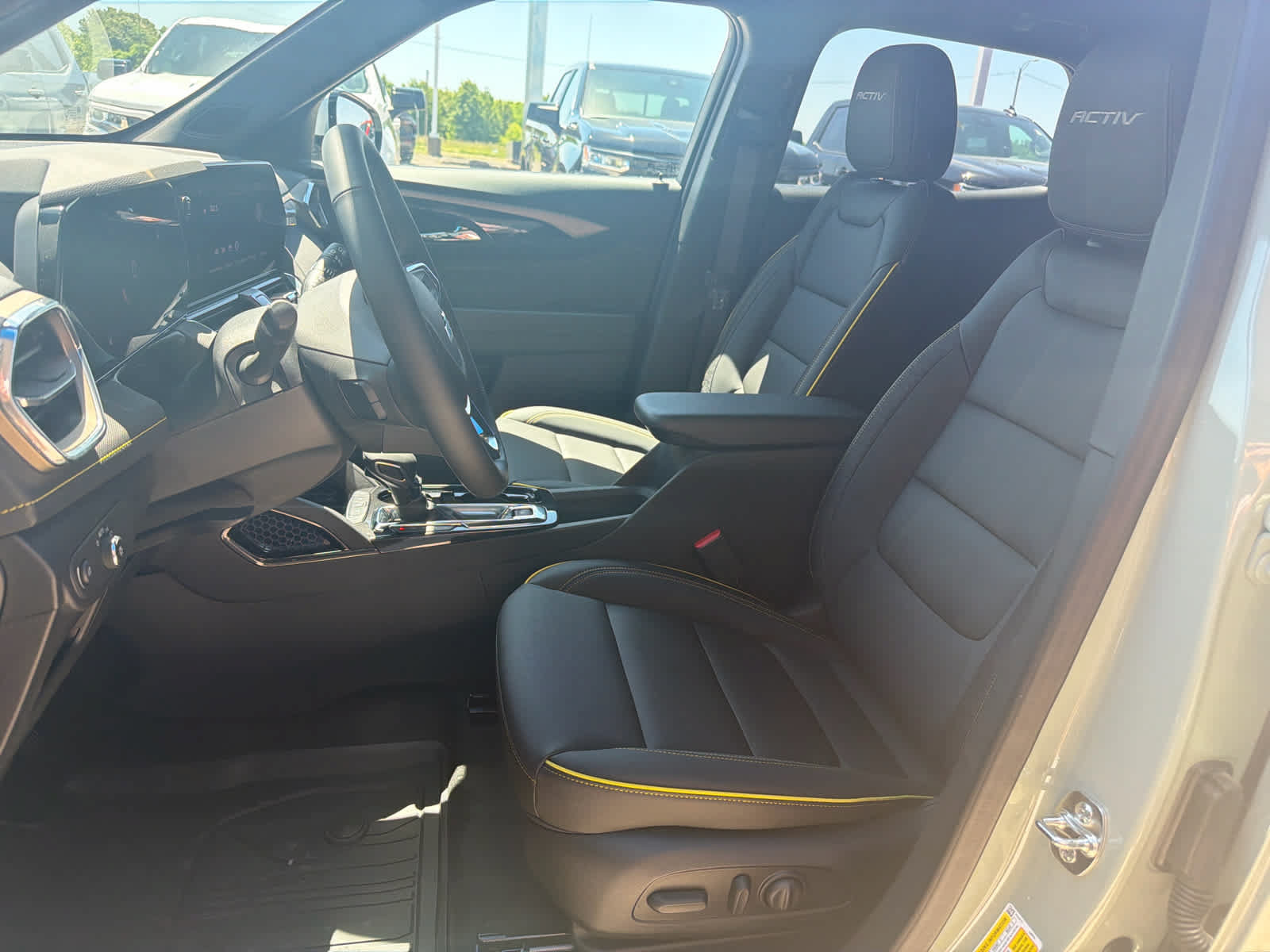 New 2026 Chevrolet TrailBlazer ACTIV w/ Convenience Package FWD image 13