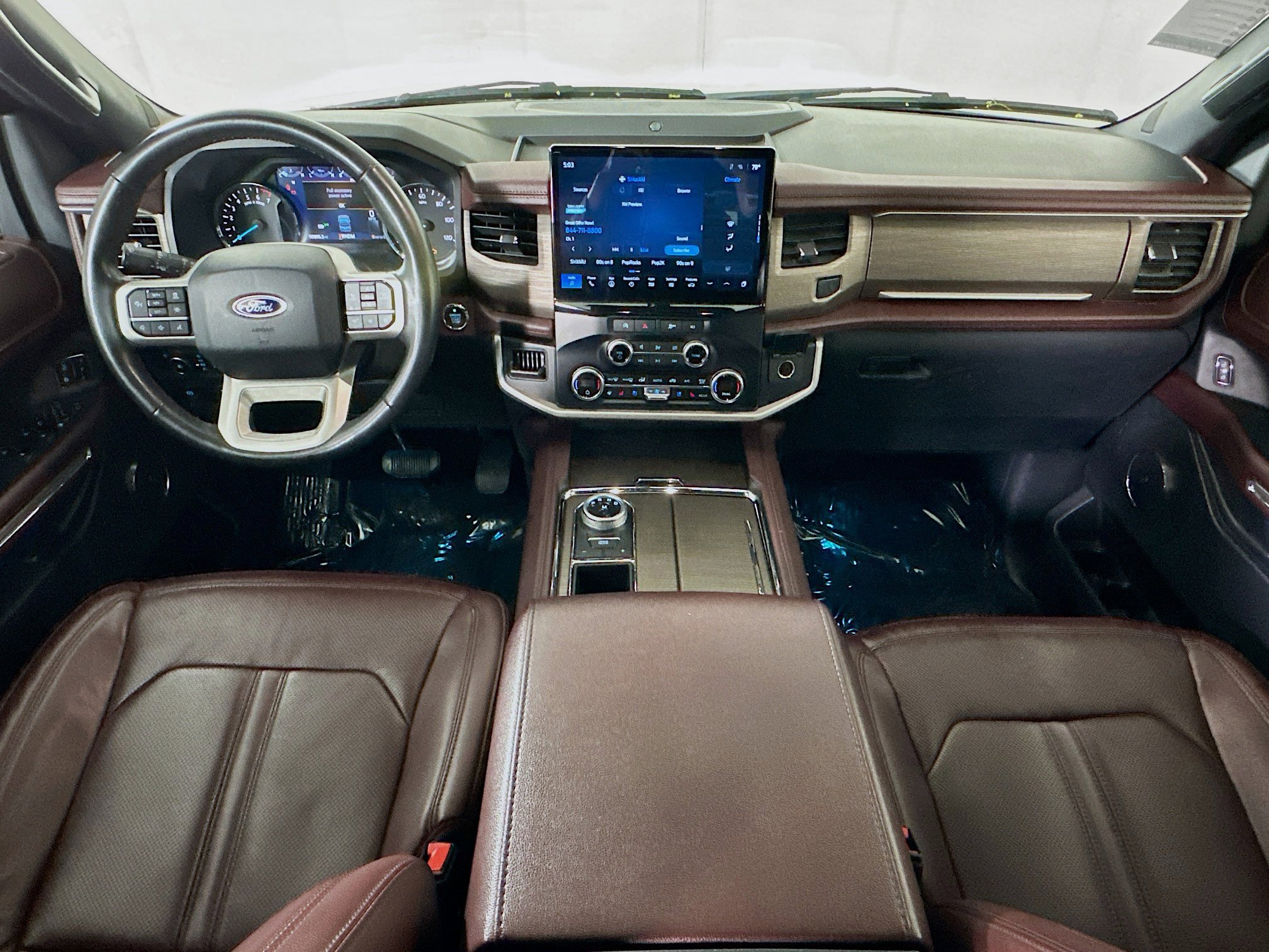 Used 2024 Ford Expedition Limited image 27