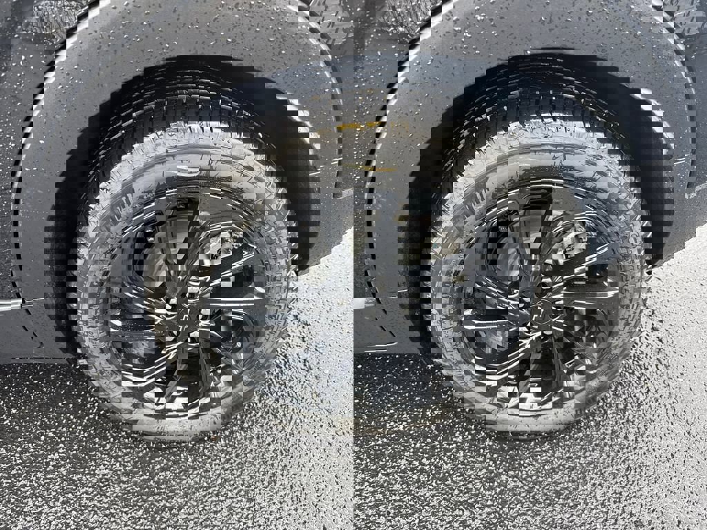 New 2027 Chevrolet Bolt RS w/ Technology Package image 20