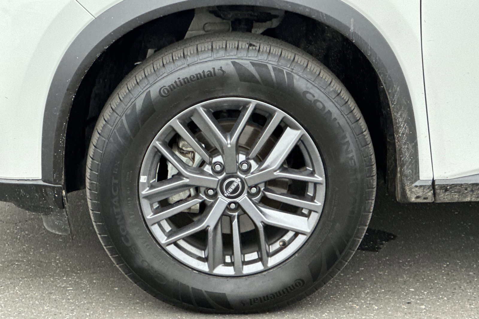 Certified 2024 Nissan Rogue S image 26