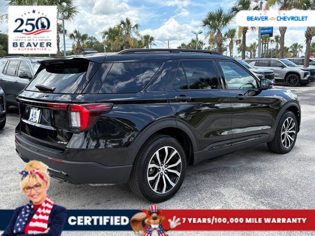 Used 2025 Ford Explorer ST-Line AWD/4WD image 7