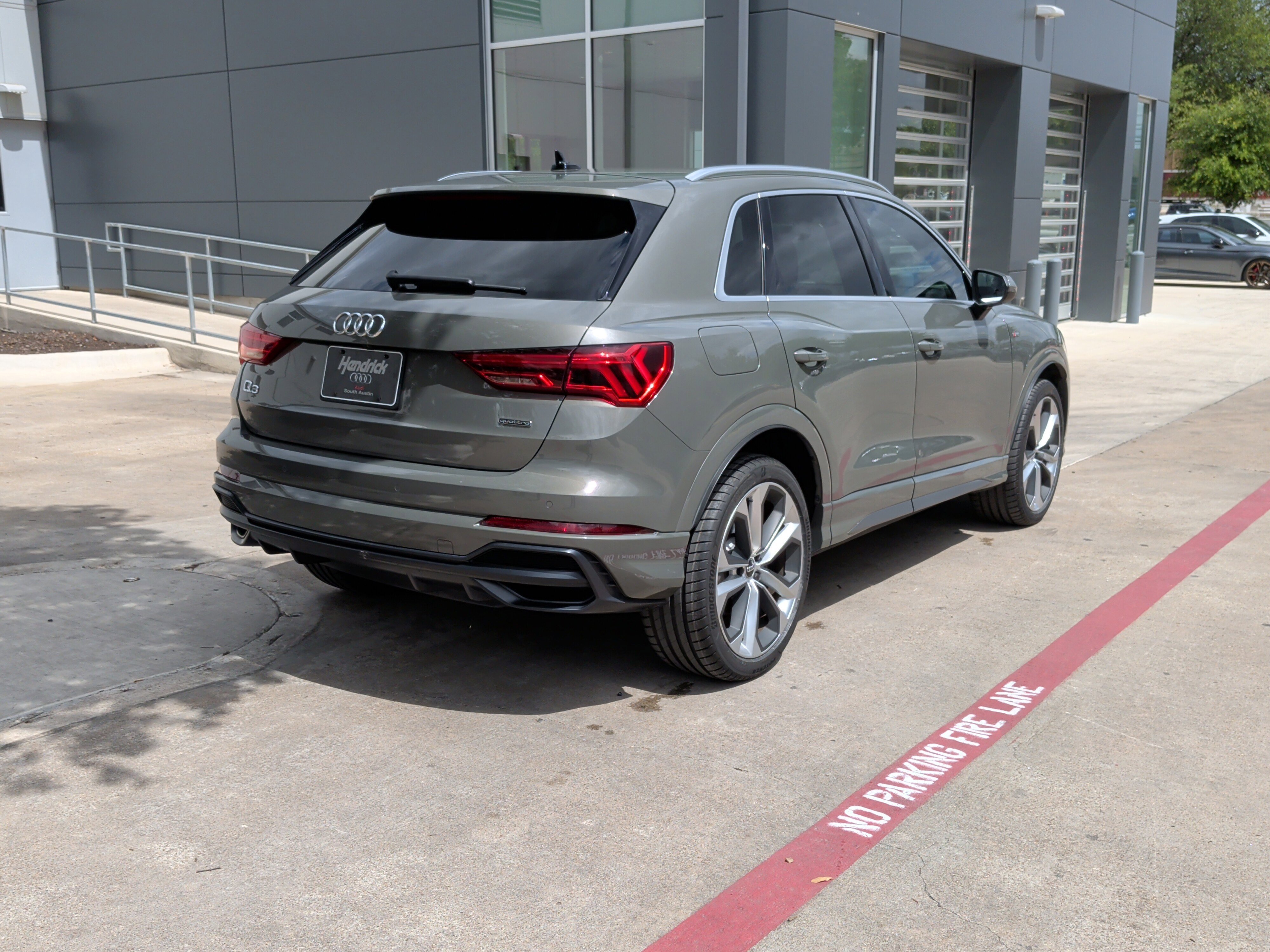 Certified 2020 Audi Q3 2.0T Premium Plus AWD/4WD image 10