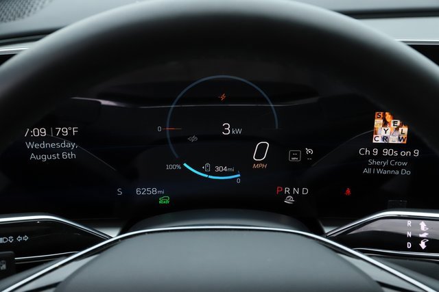 Used 2024 Cadillac Lyriq Luxury image 24