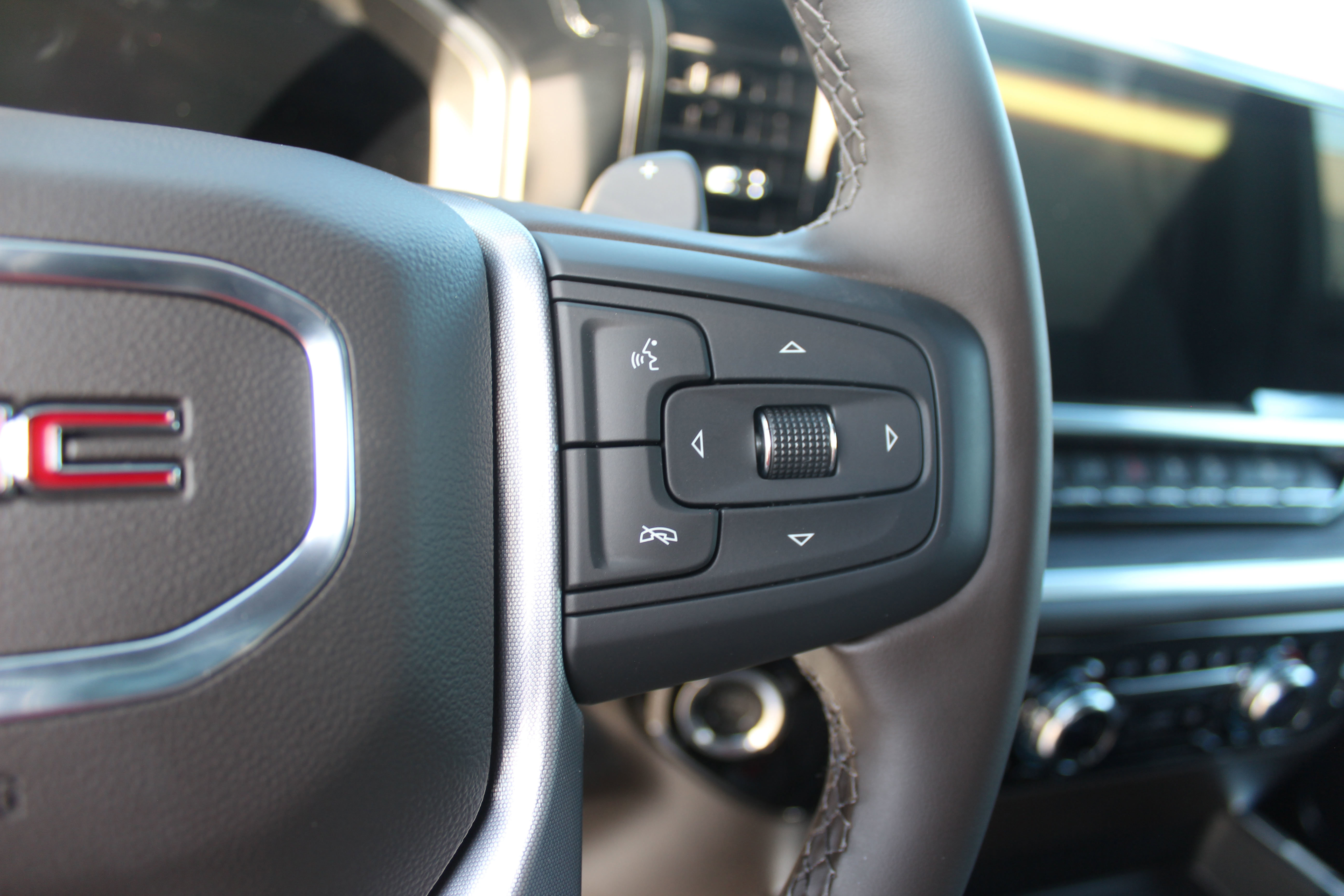 New 2026 GMC Sierra 1500 SLT w/ SLT Premium Plus Package image 28