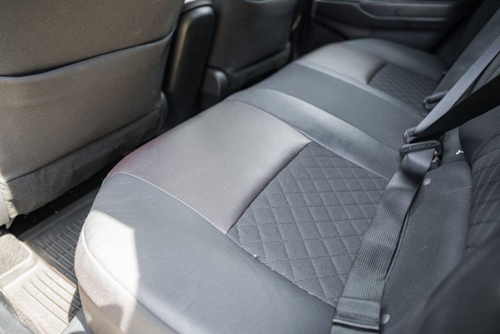 Used 2019 Toyota C-HR Limited FWD image 32