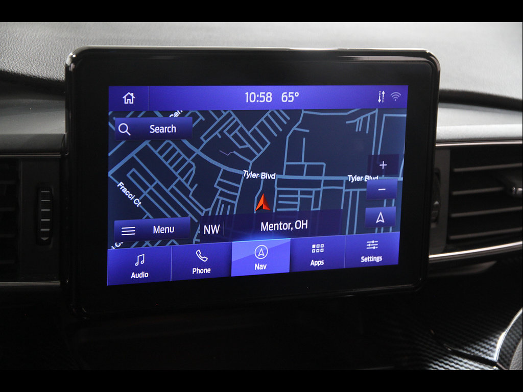Used 2023 Ford Explorer XLT w/ Equipment Group 202A AWD/4WD image 11