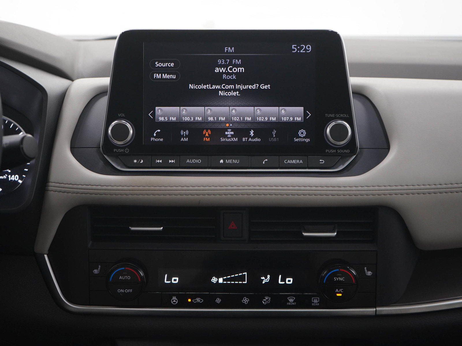 Used 2023 Nissan Rogue SV w/ SV Premium B Package AWD/4WD image 19