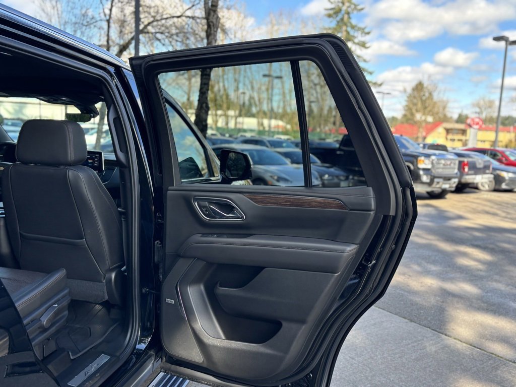 Used 2021 Chevrolet Tahoe High Country image 21