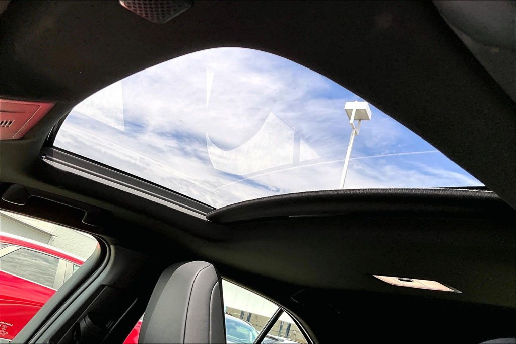 Used 2019 Lexus UX 250h AWD/4WD image 12