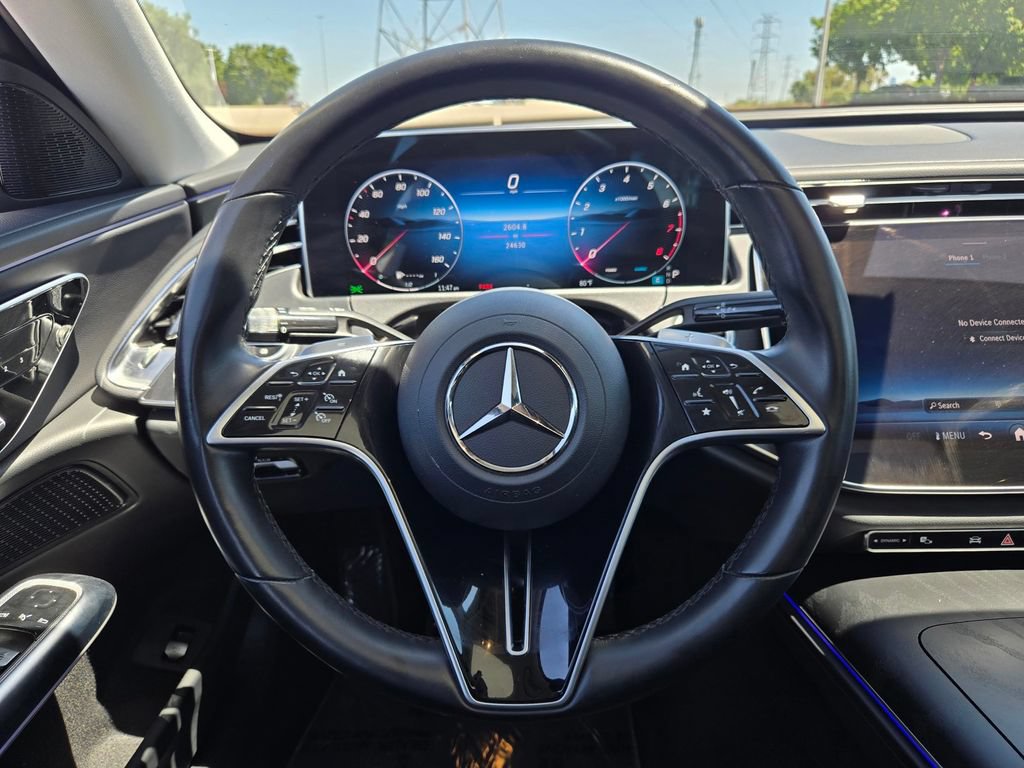 Used 2025 Mercedes-Benz E 350 4MATIC Sedan image 13