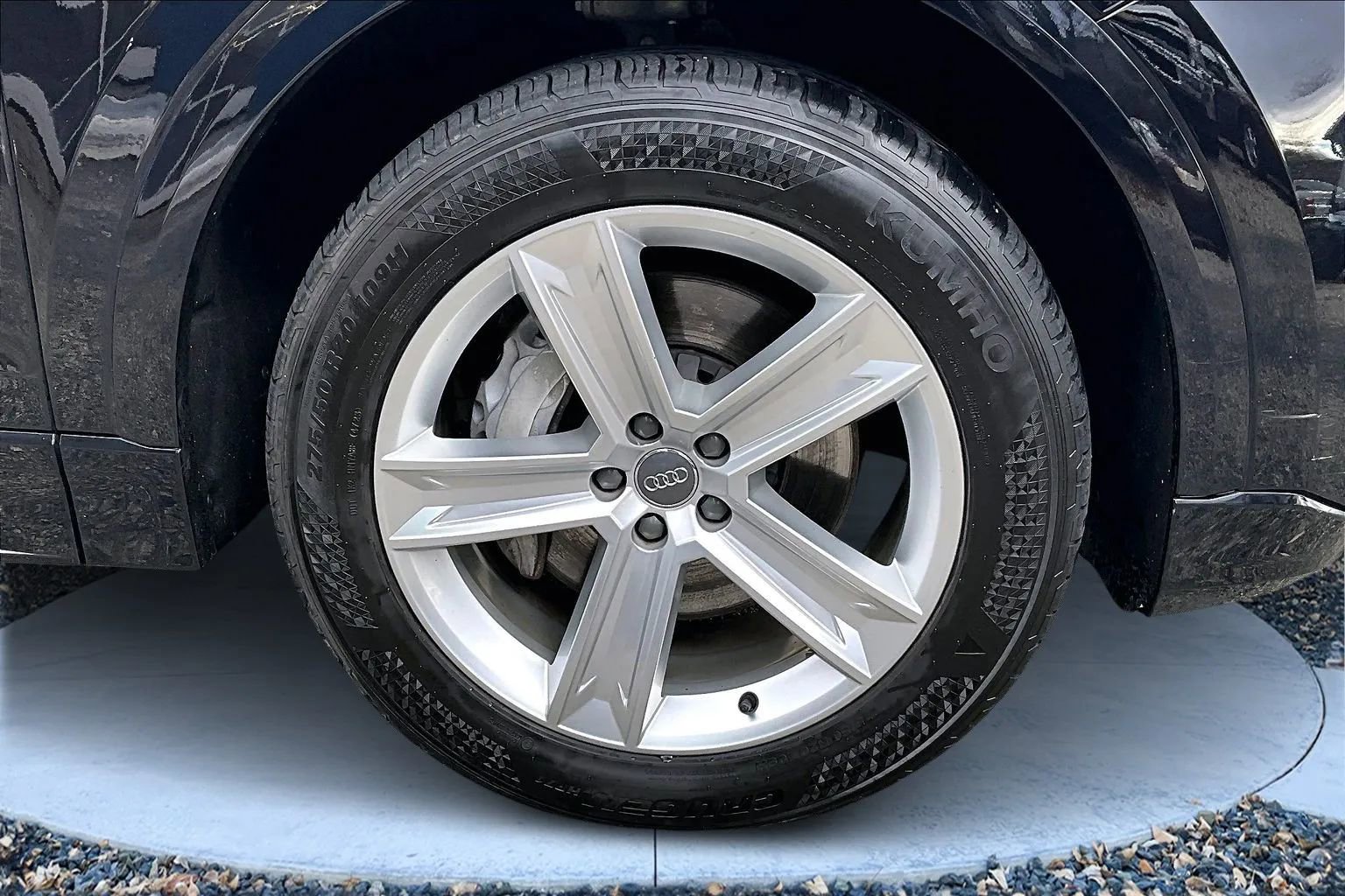 Used 2019 Audi Q8 Premium image 9