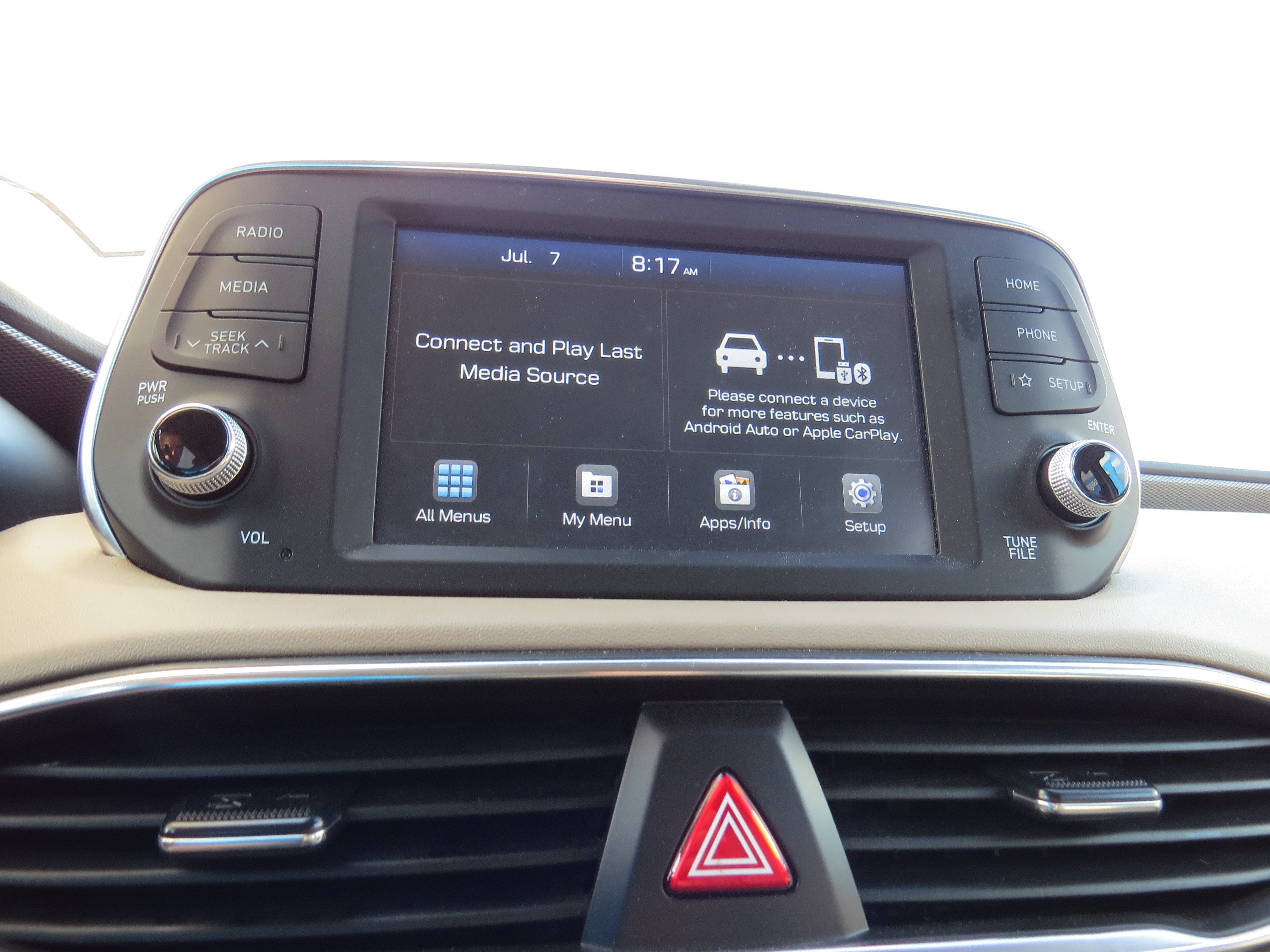 Used 2020 Hyundai Santa Fe SE FWD image 19