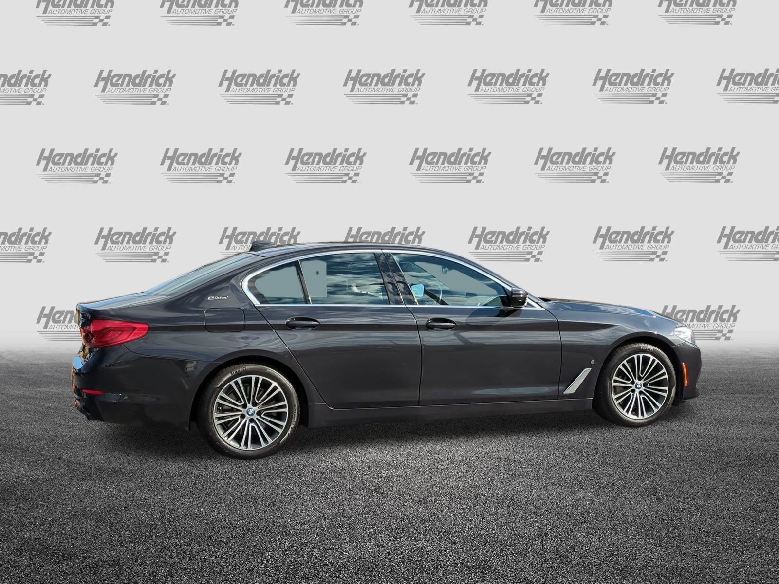 Used 2019 BMW 530e image 10