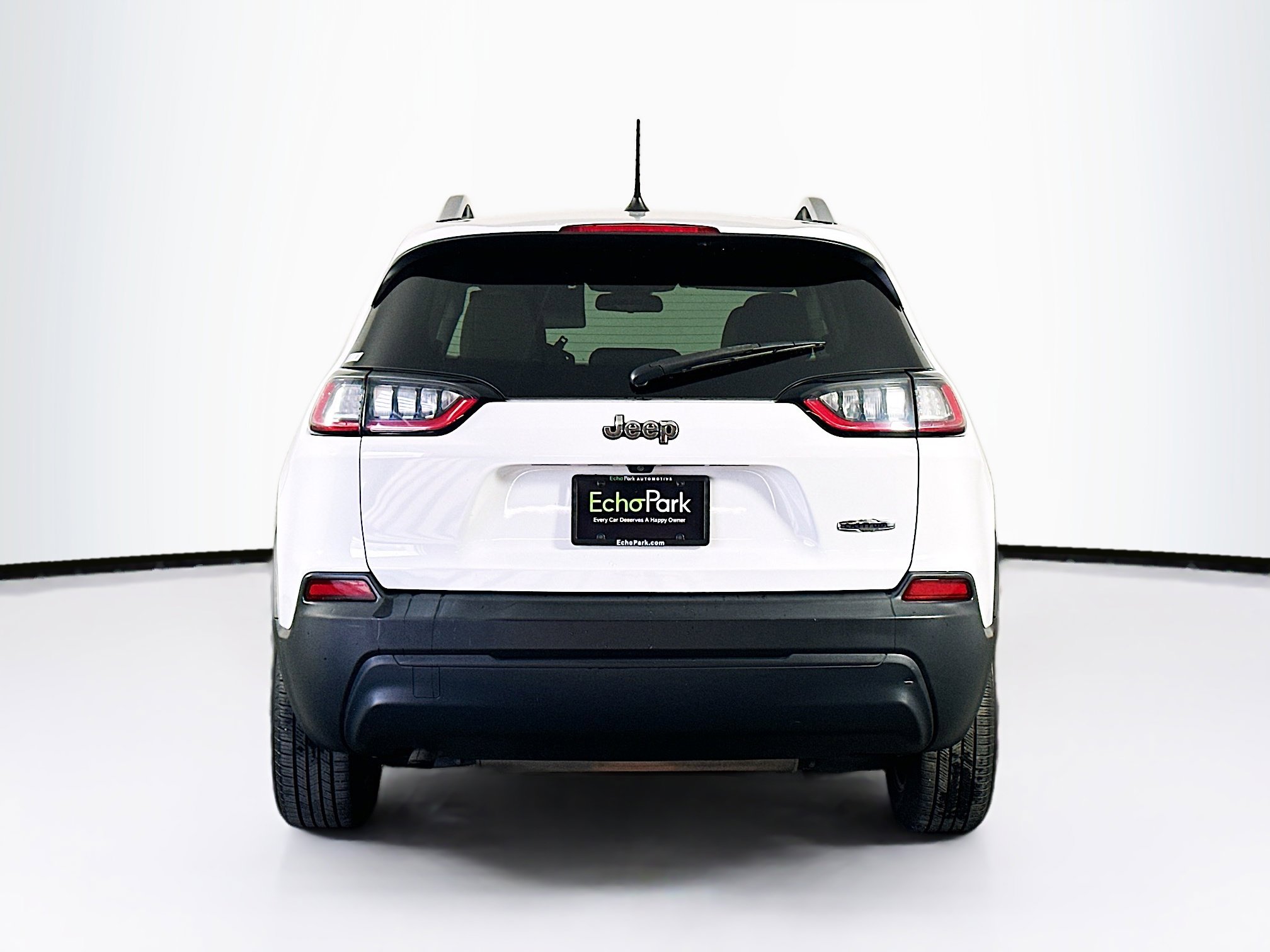 Used 2019 Jeep Cherokee Latitude w/ Popular Appearance Group image 7