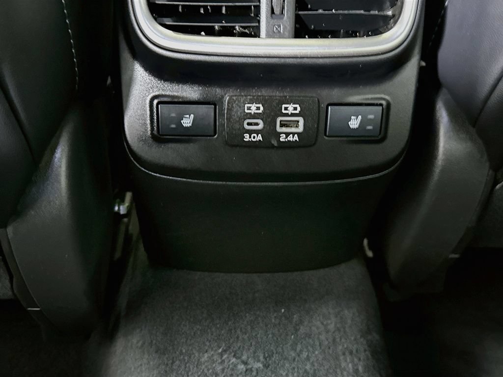 Used 2024 Subaru Legacy Limited AWD/4WD image 28