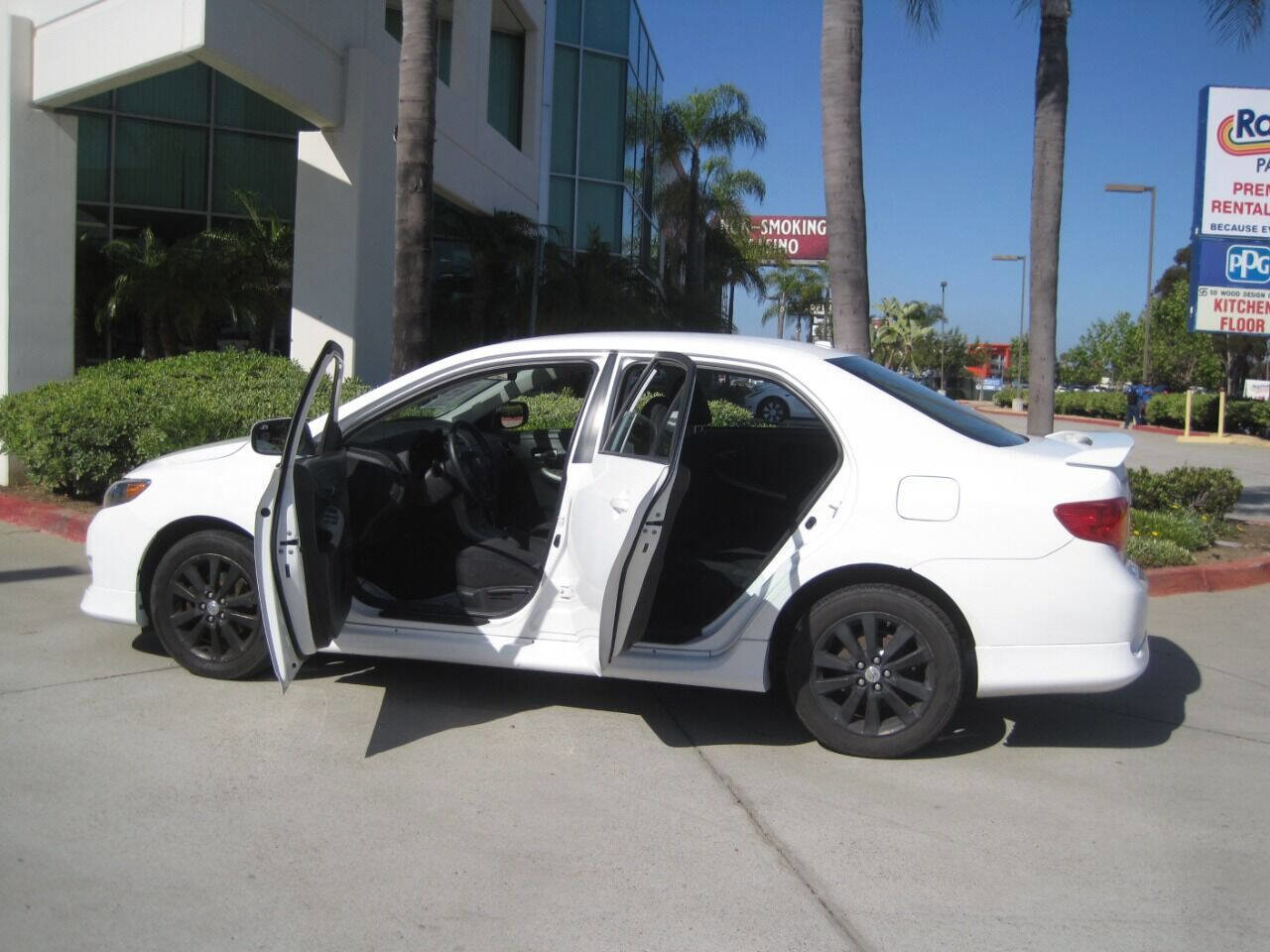 Used 2010 Toyota Corolla S image 4