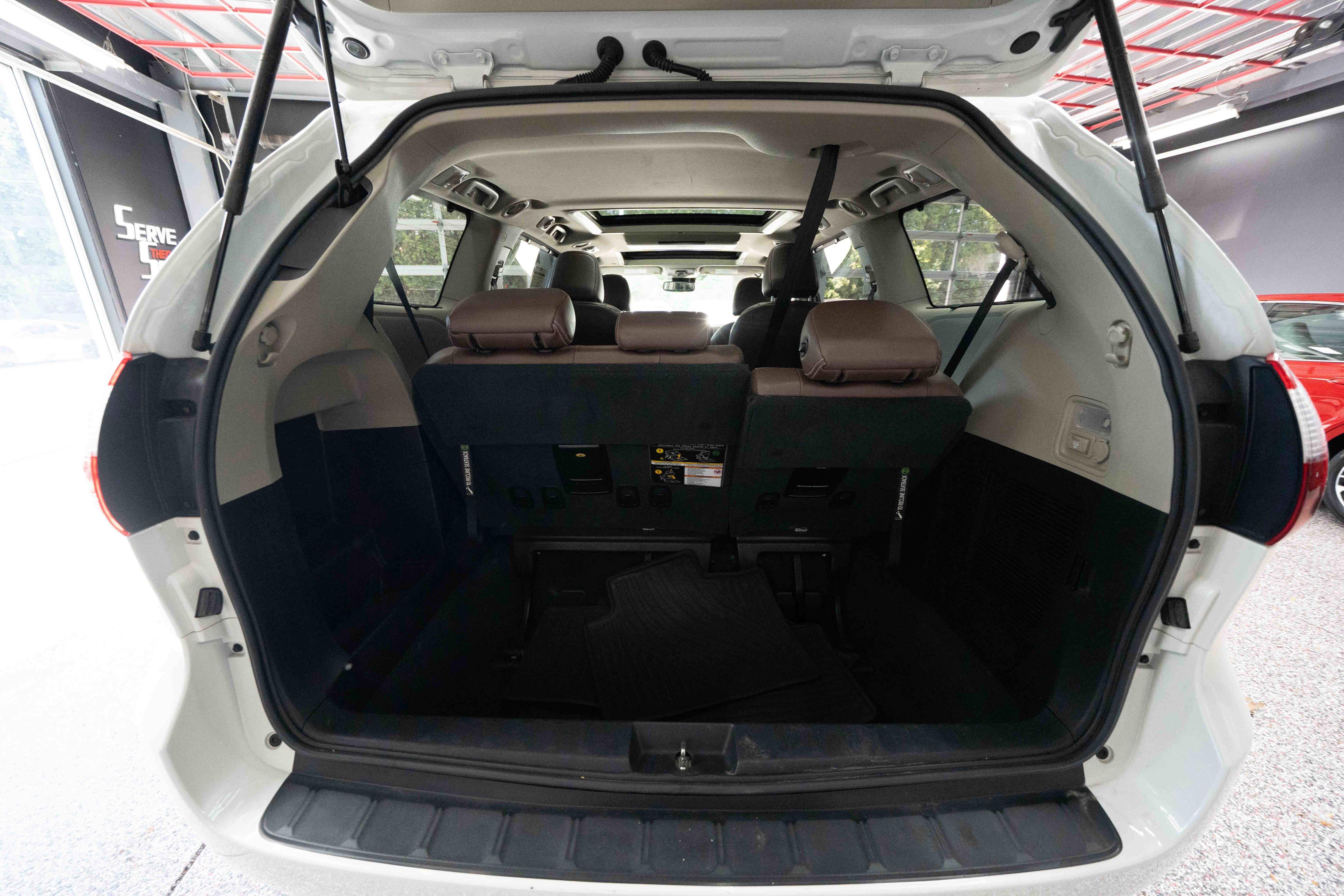 Used 2020 Toyota Sienna Limited Premium AWD/4WD image 29