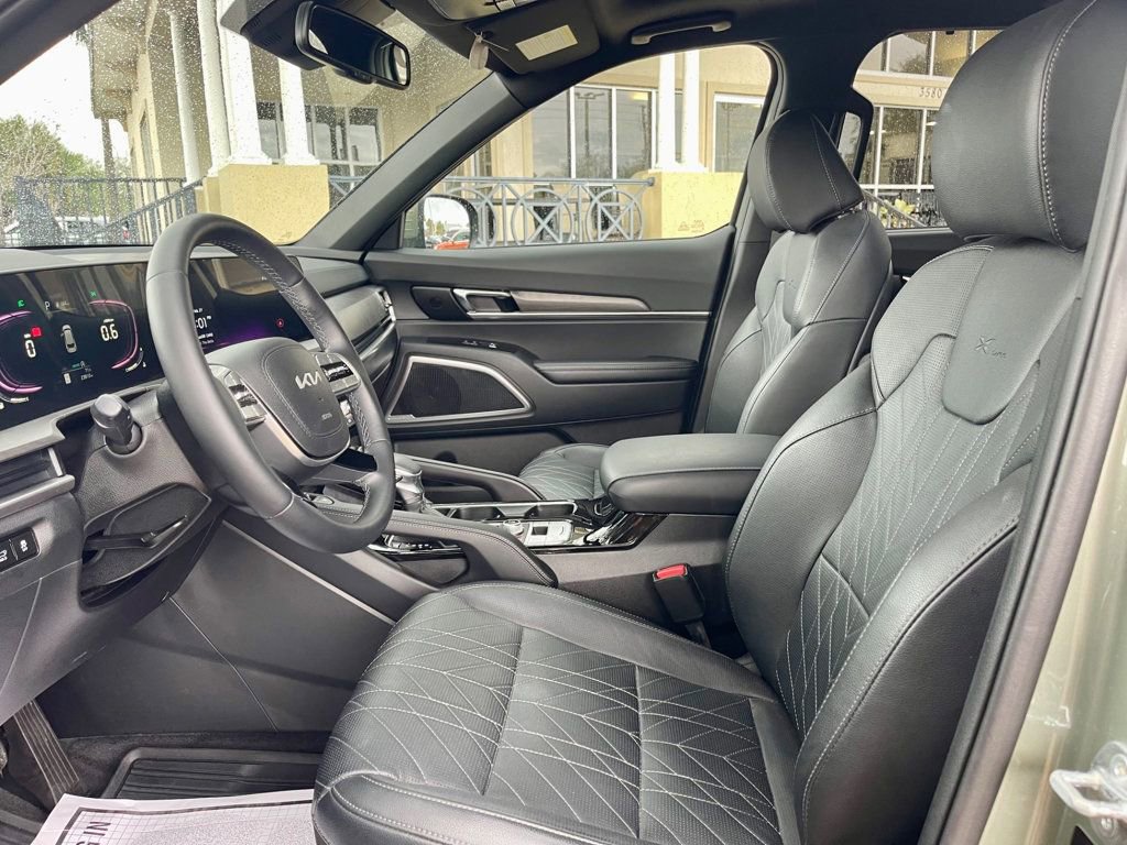 Used 2024 Kia Telluride EX X-Line image 11