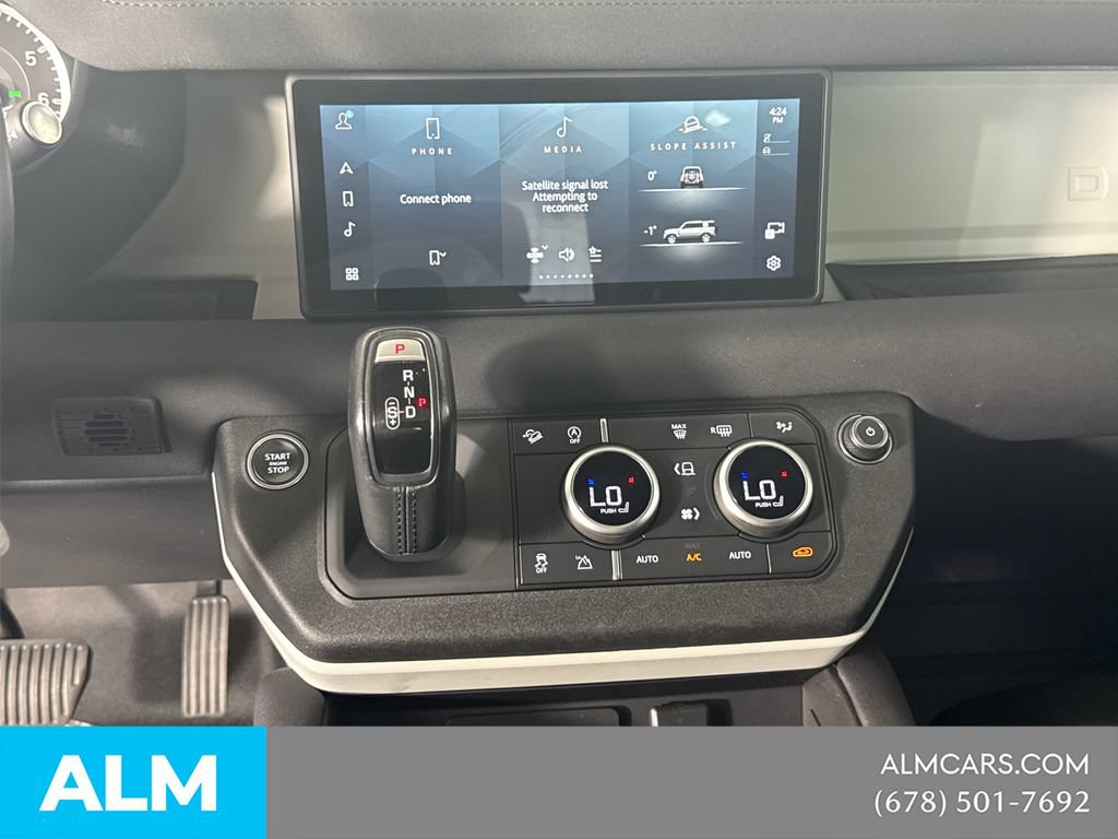 Used 2023 Land Rover Defender 110 X-Dynamic SE AWD/4WD image 29