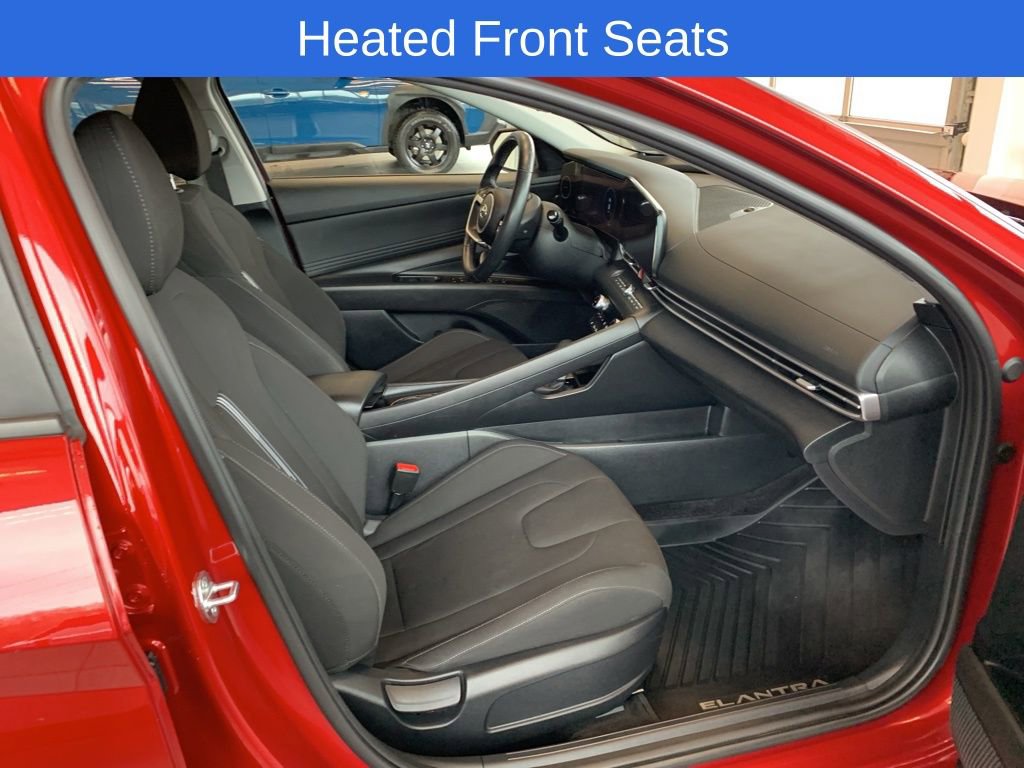 Used 2023 Hyundai Elantra SEL w/ Convenience Package image 19