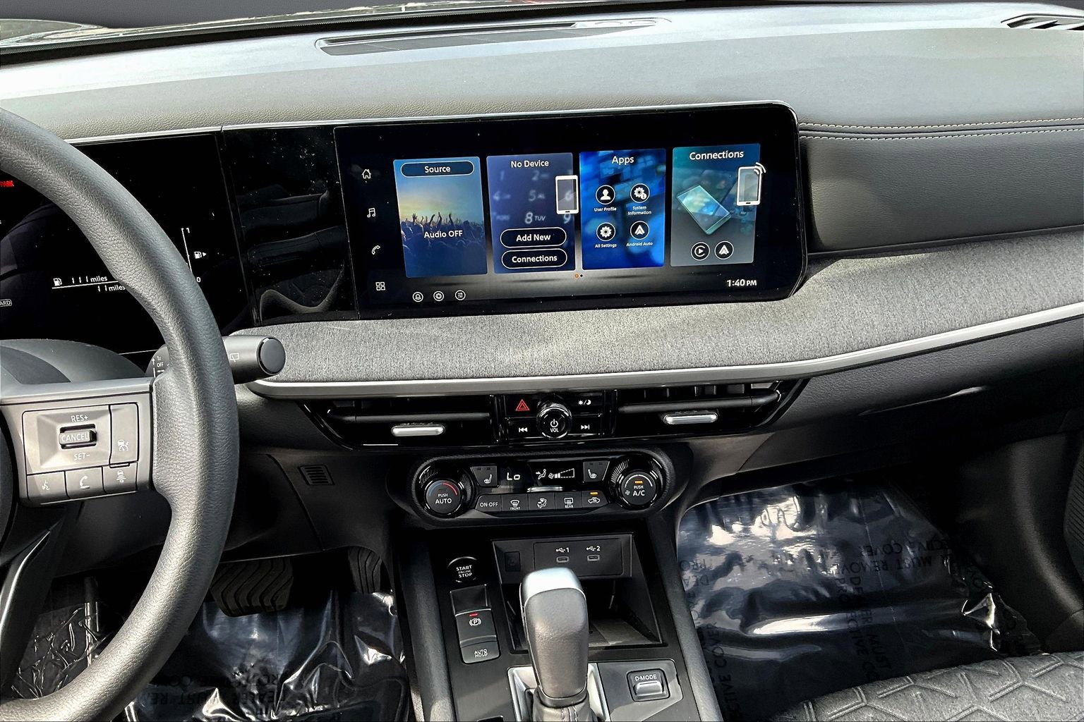 New 2026 Nissan Kicks SV w/ SV Premium Package image 6