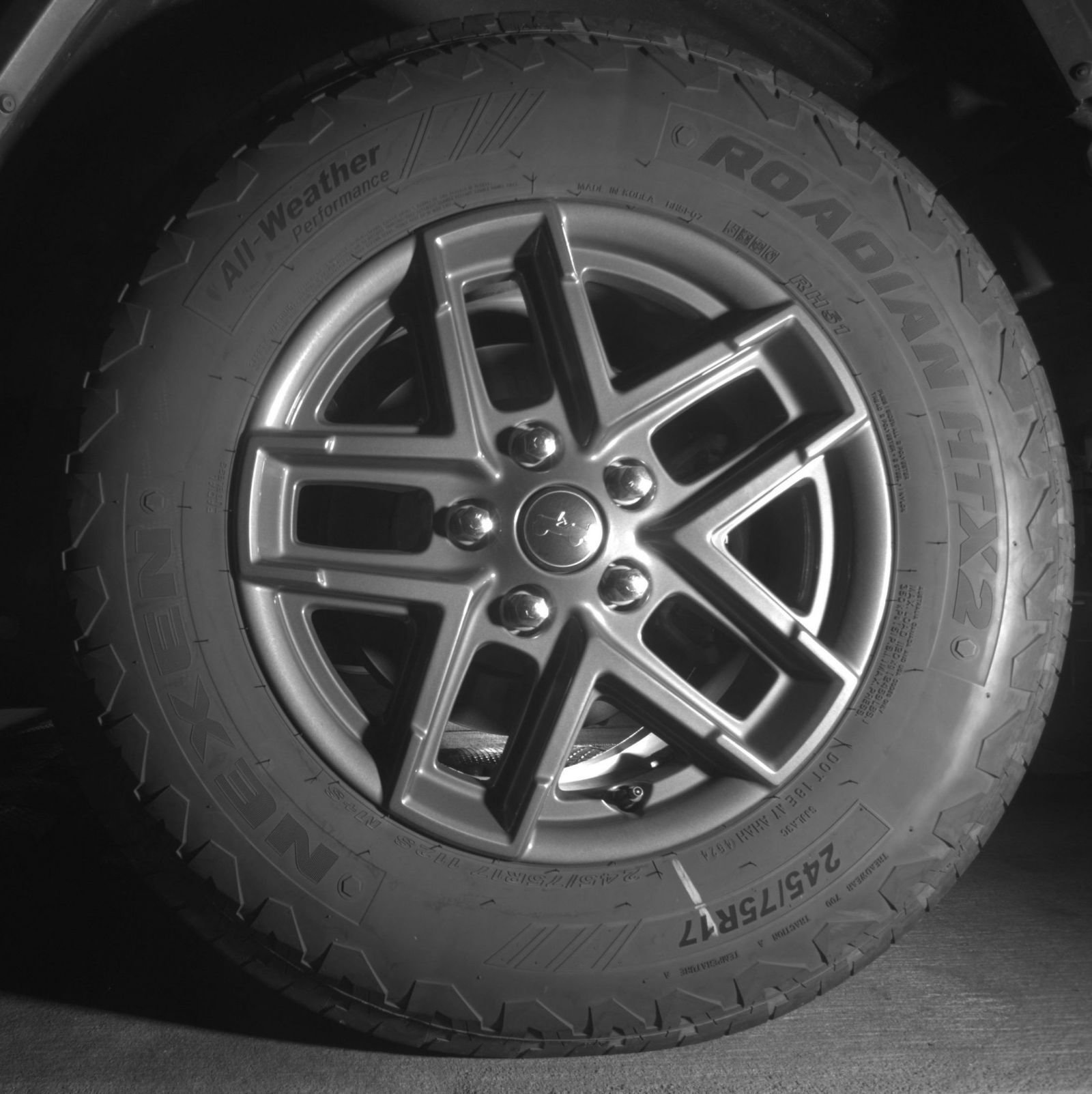 Used 2025 Jeep Wrangler Unlimited Sport AWD/4WD image 17