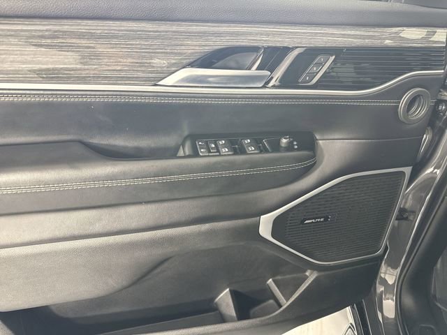 Used 2022 Jeep Wagoneer Series II AWD/4WD image 18
