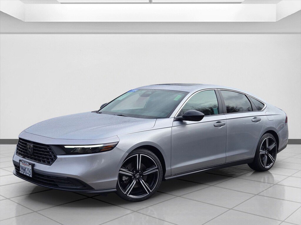 Certified 2024 Honda Accord Sport image 9