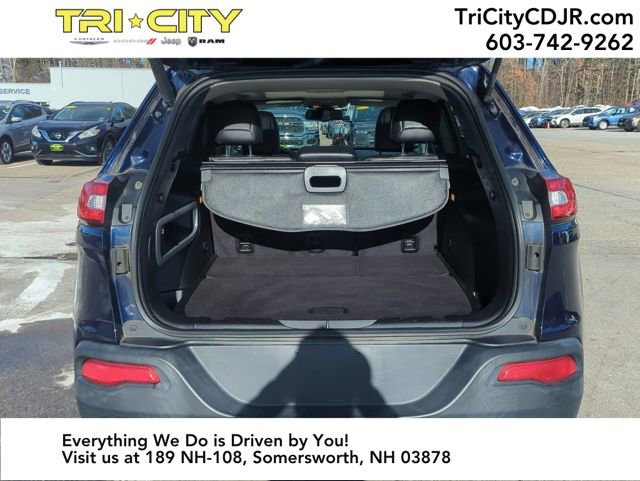 Used 2014 Jeep Cherokee Limited w/ Luxury Group image 30