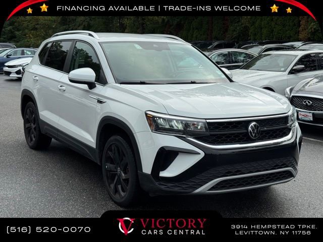 Used 2023 Volkswagen Taos SE image 3