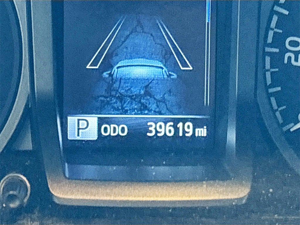 Used 2023 Toyota Tacoma TRD Off-Road image 12