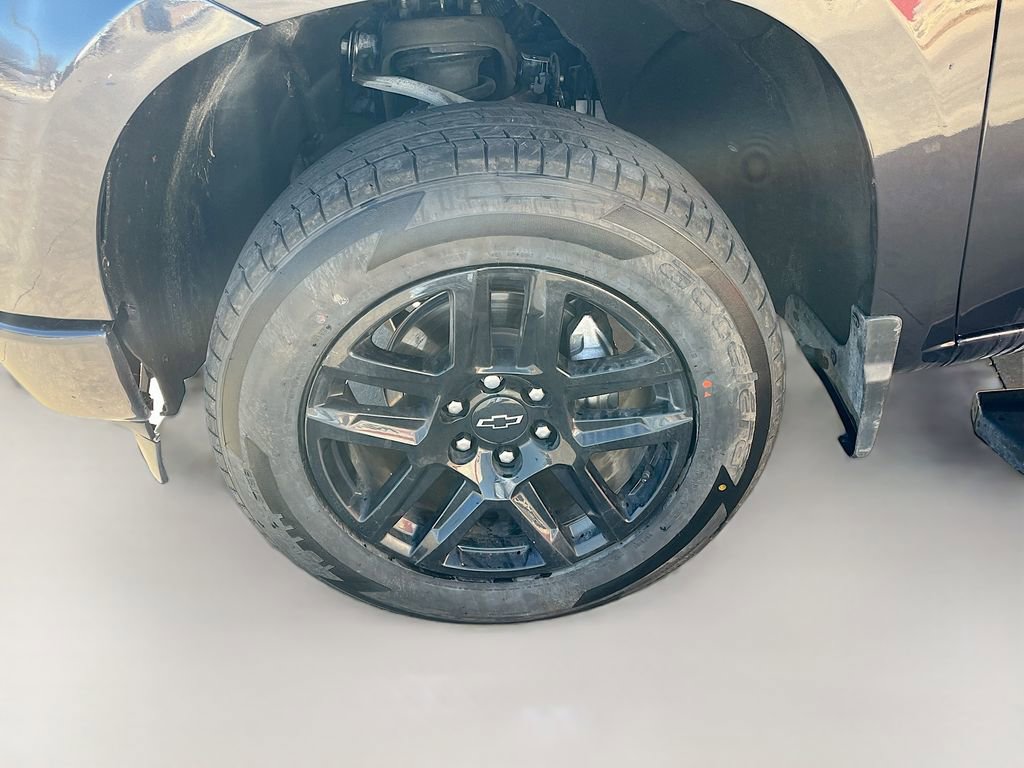 Used 2023 Chevrolet Silverado 1500 Custom Trail Boss w/ LPO, Dark Essentials Package image 29