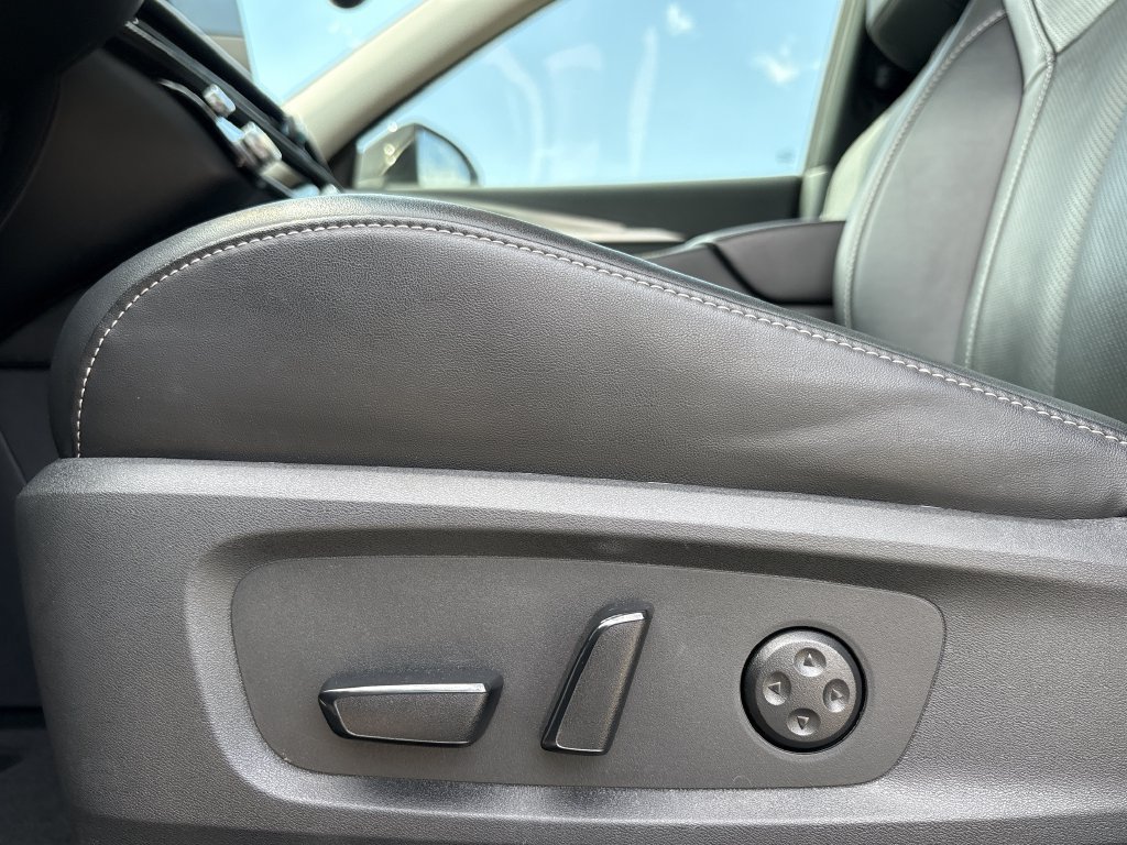Used 2024 INFINITI QX60 Luxe FWD image 12