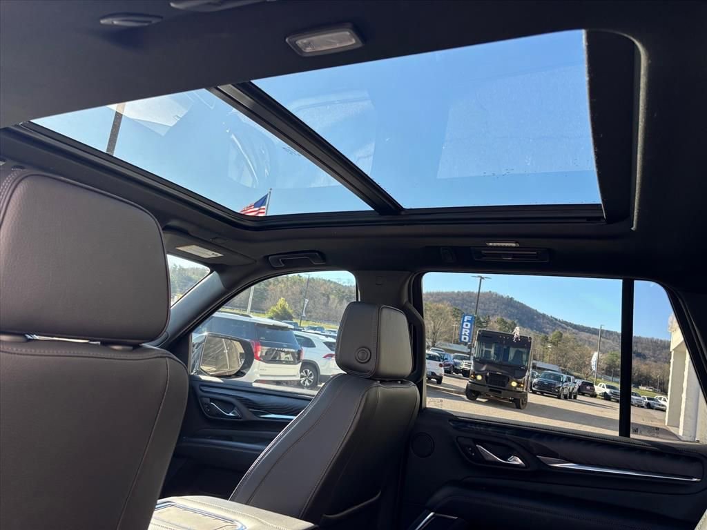 Used 2023 GMC Yukon Denali image 7