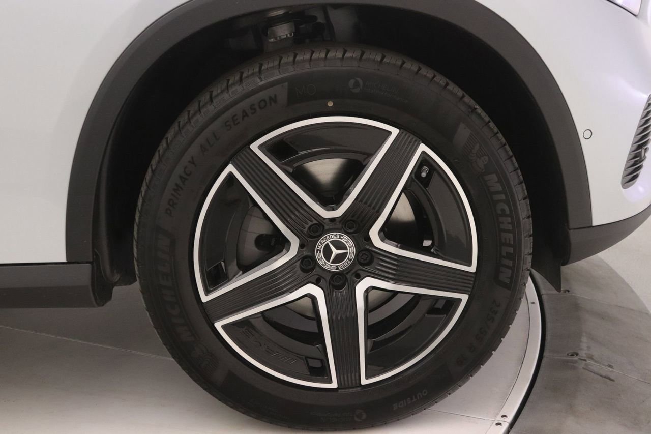 New 2026 Mercedes-Benz GLC 300 image 15