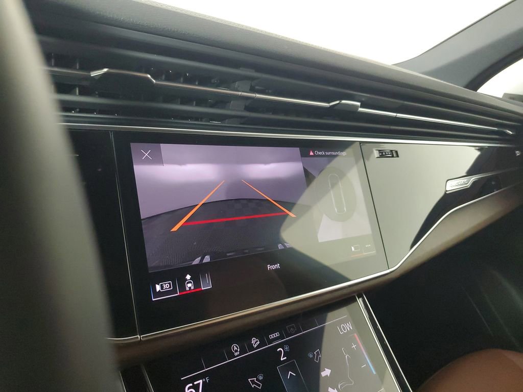 Used 2025 Audi Q7 2.0T Premium image 27