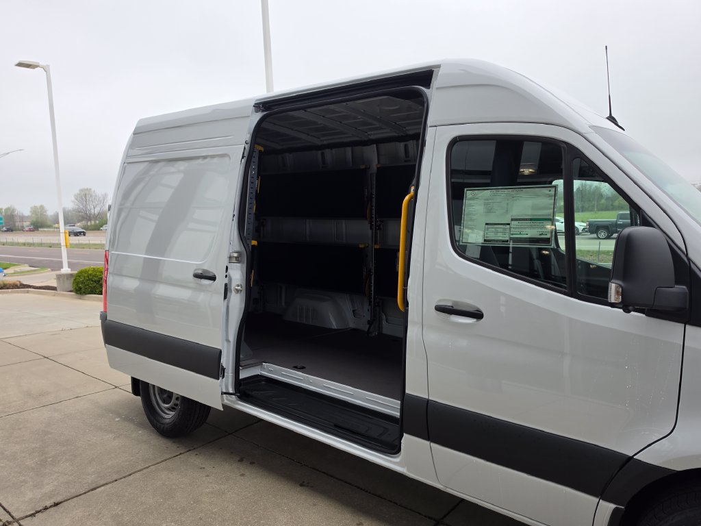 New 2026 Mercedes-Benz Sprinter 2500 image 22