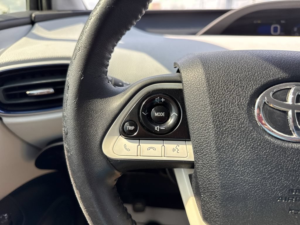 Used 2017 Toyota Prius Three Touring FWD image 21