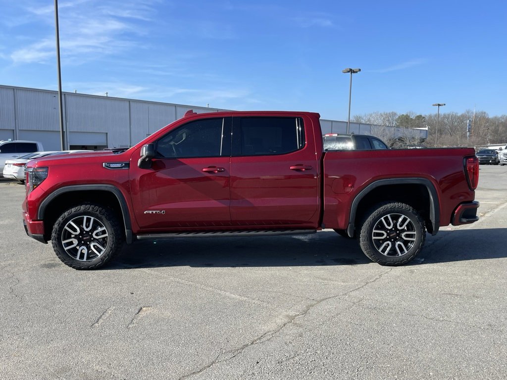 Used 2024 GMC Sierra 1500 AT4 w/ Technology Package image 4