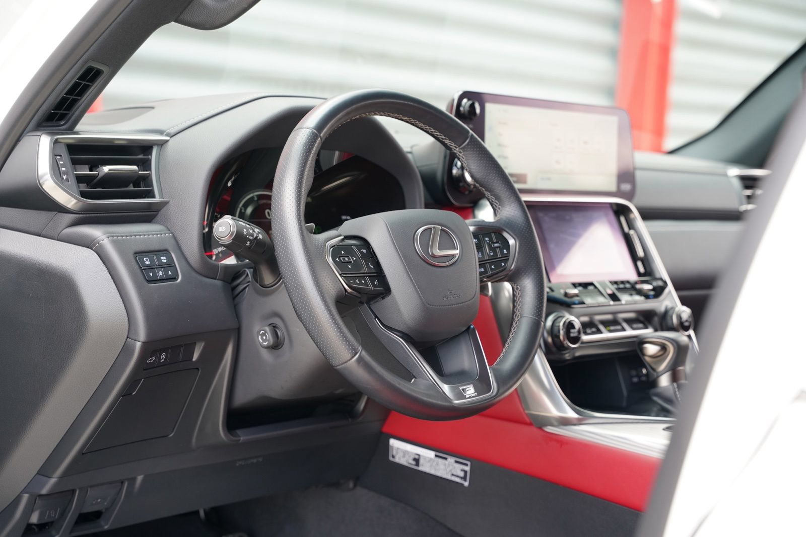 Used 2024 Lexus LX 600 F Sport AWD/4WD image 18