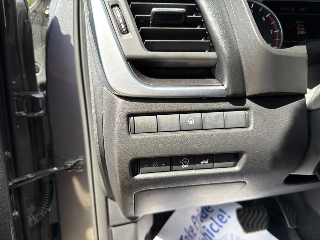 Used 2024 Nissan Rogue SV AWD/4WD image 20