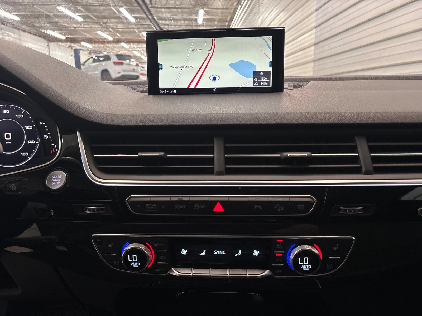 Used 2019 Audi Q7 3.0T Premium Plus w/ Premium Plus Package AWD/4WD image 18